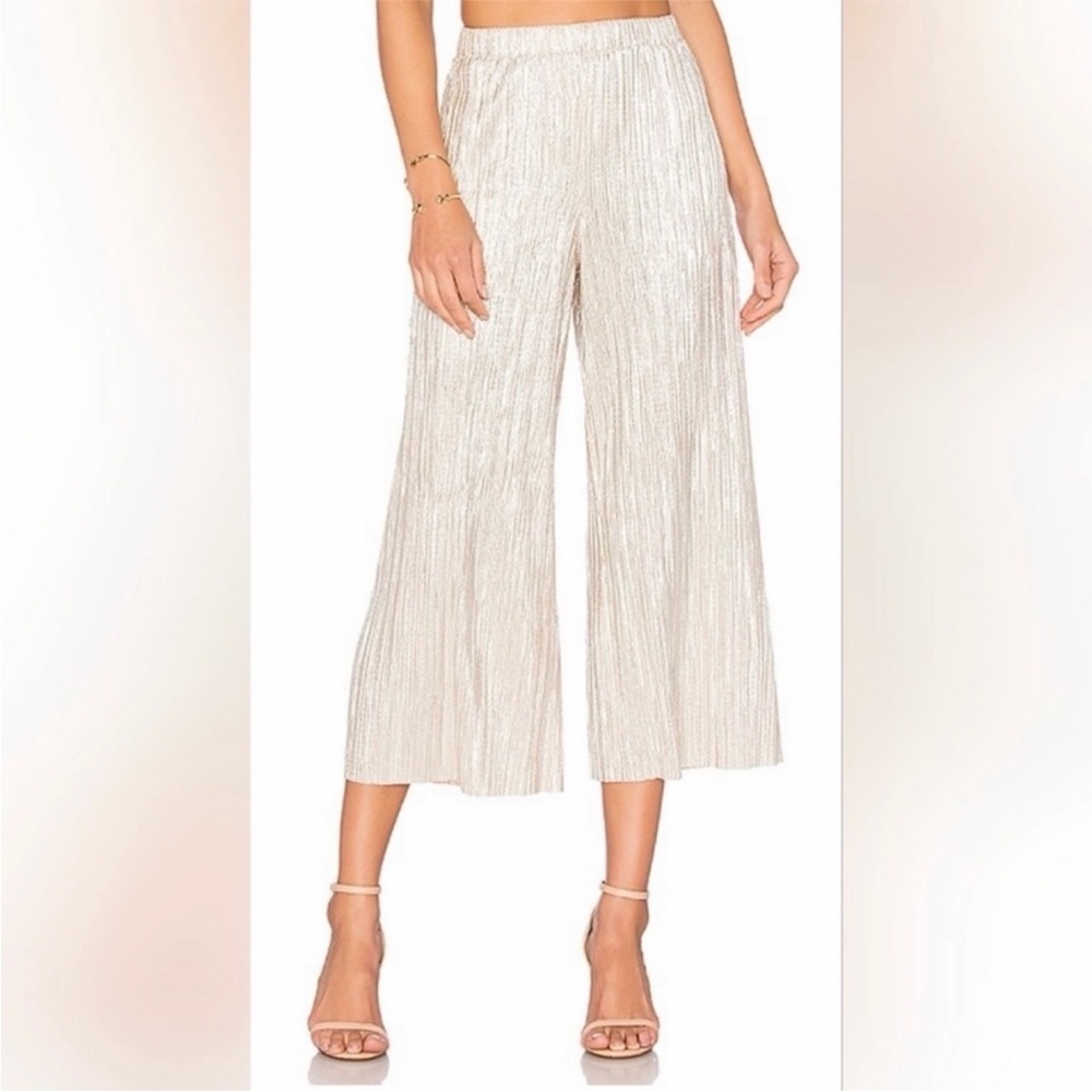 Alice + Olivia Metallic Pleated Cropped Wide-Leg Pants - Silver
